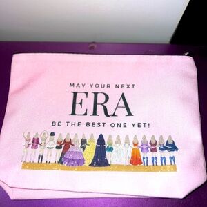 🤠NWOT Taylor Swift Era Concert Pouch
